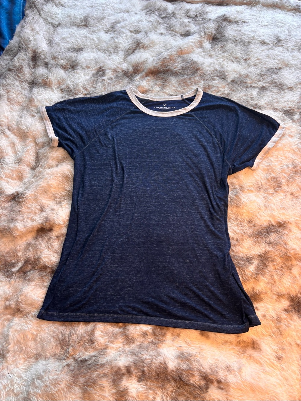 American Eagle Outfitters Navy Tee with White Trim